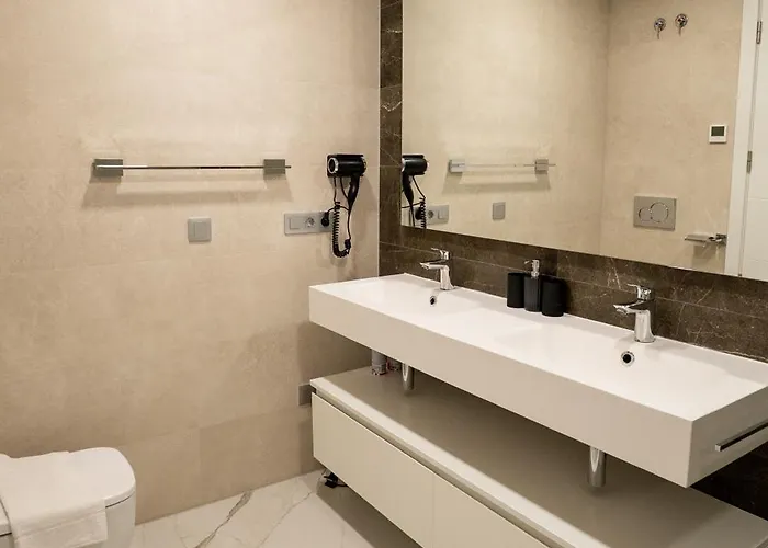 Eps Sunset Cliffs דירה בנידורם